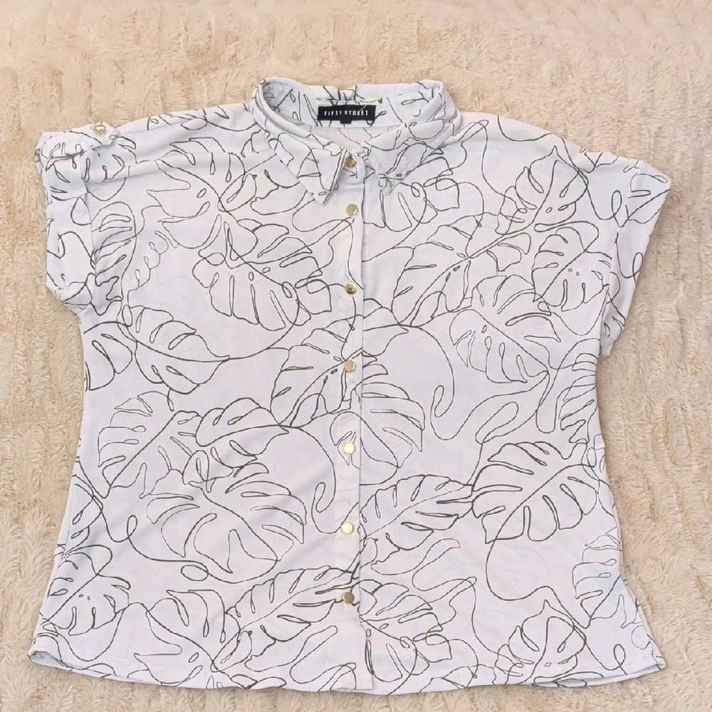 H&M White Monstera Print Button-Down Shirt